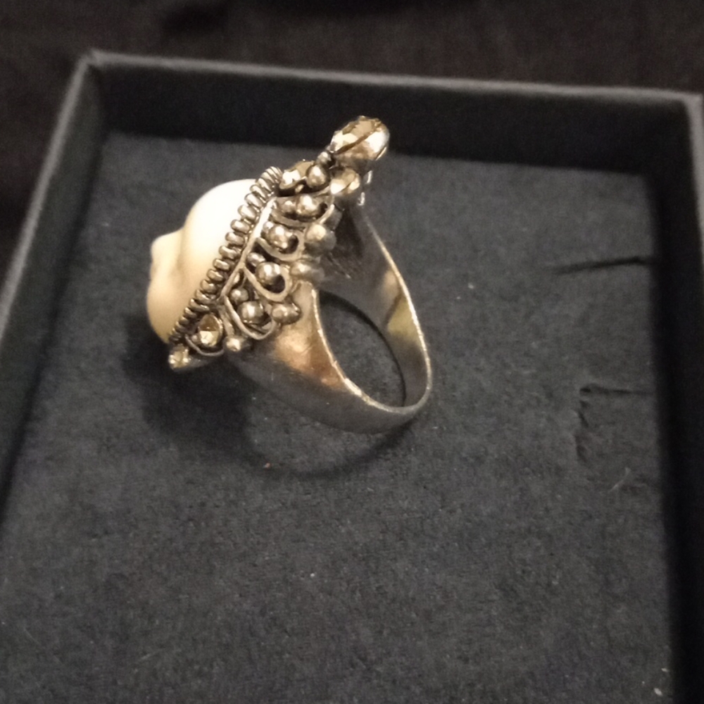 Face ring - Picture 2 of 4